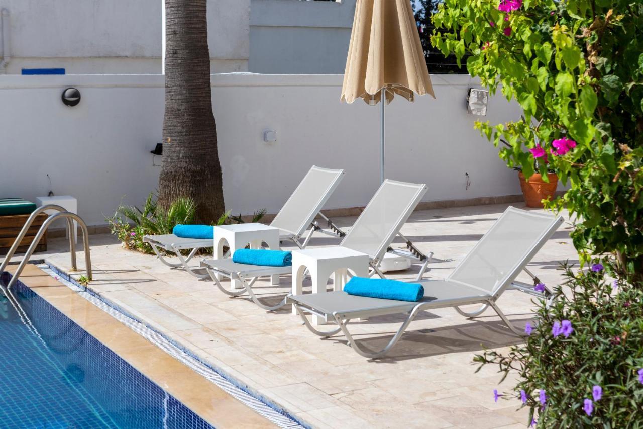 La Brezza Suite & Hotel 아크얄라 외부 사진
