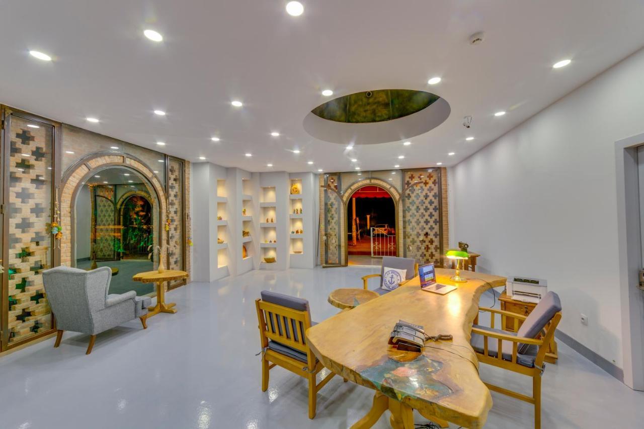 La Brezza Suite & Hotel 아크얄라 외부 사진