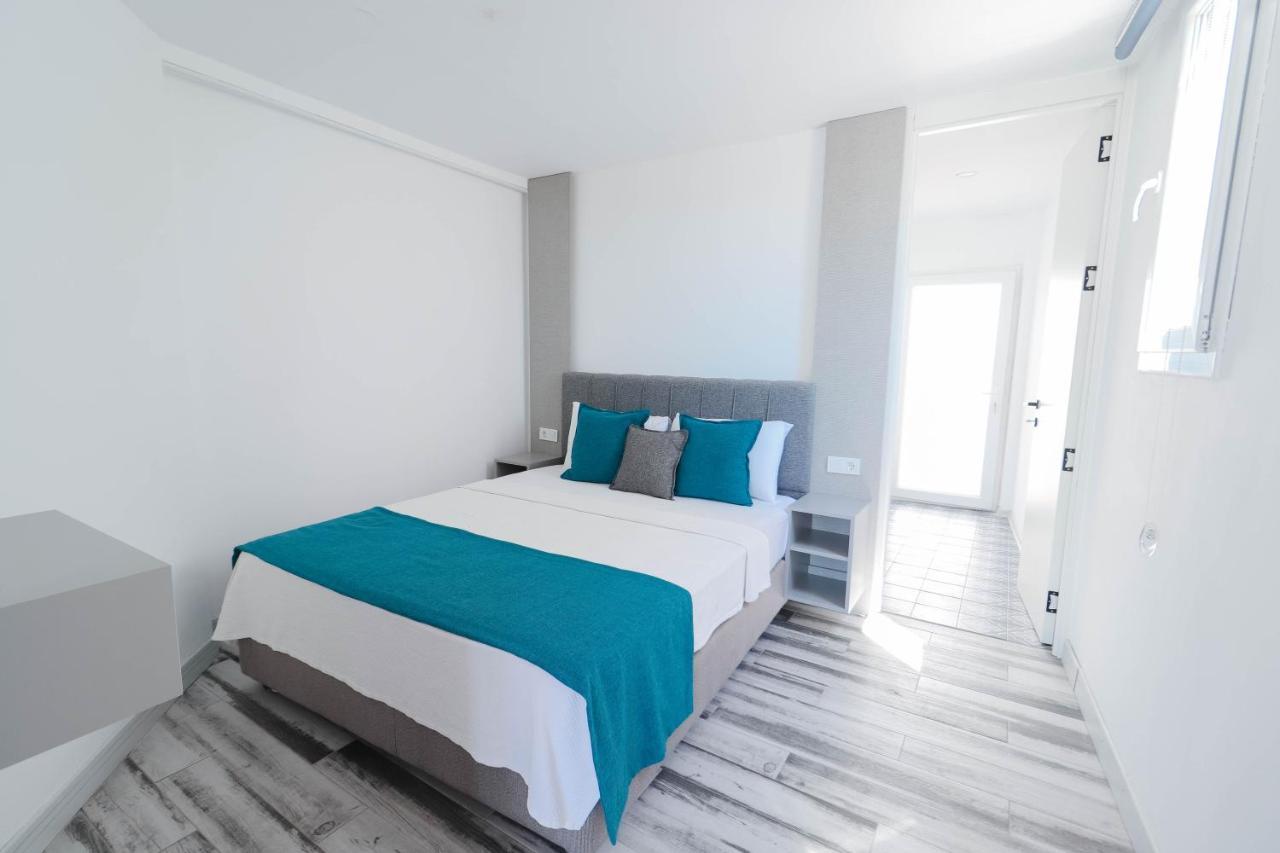 La Brezza Suite & Hotel 아크얄라 외부 사진
